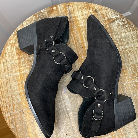 Carlos by Carlos Santana Pointer Toe Block Heel Ankle Booties Black Size 7 - Picture 5 of 10